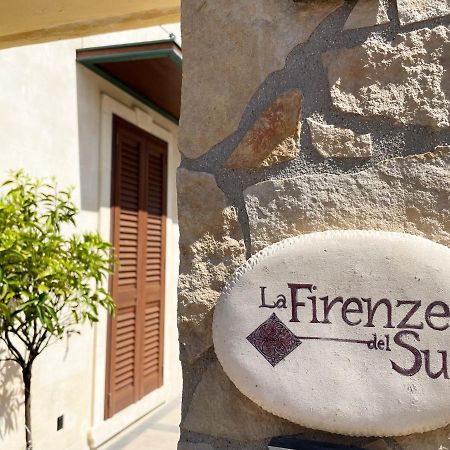 莱切La Firenze Del Sud住宿加早餐旅馆 外观 照片